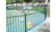Clôture métal aire de jeux