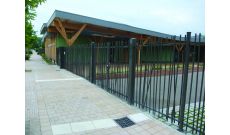 Clôture barreaudée